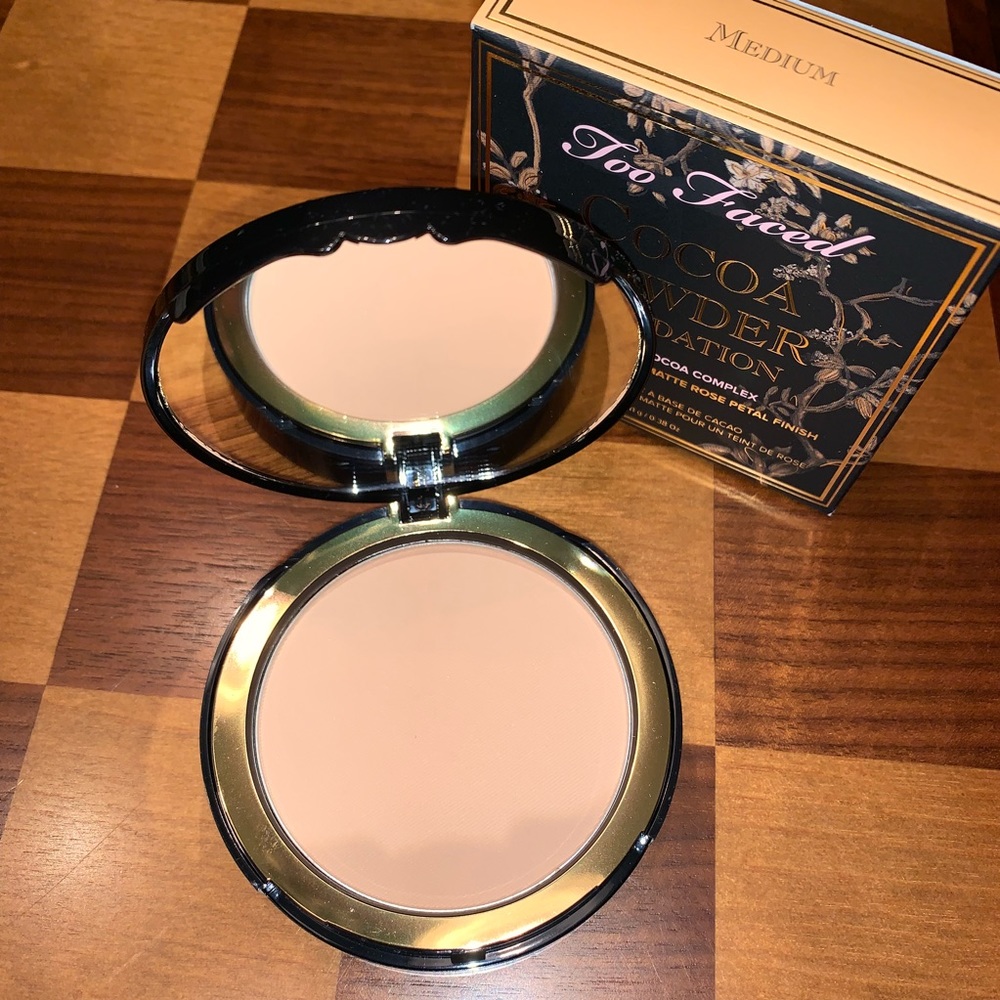 Too Faced Cocoa Powder Foundation NEW med